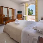 Il Limoneto Di Nonno Corrado Avola
